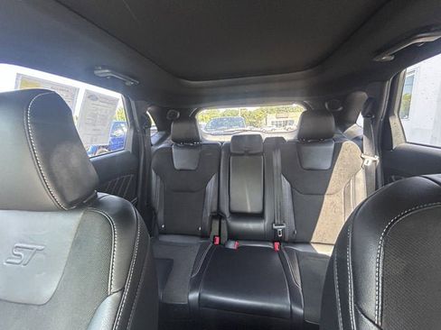 Used 2022 Ford Edge ST w/ Equipment Group 401A image 17