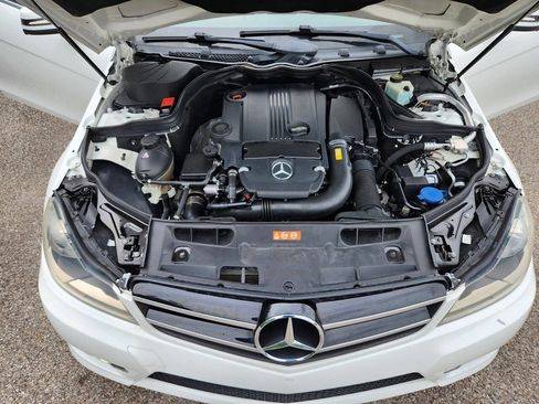 Used 2014 Mercedes-Benz C 250 Coupe image 30