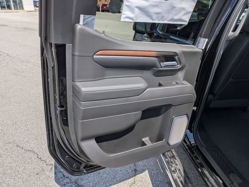 New 2026 GMC Sierra 1500 Denali w/ Denali Reserve Package AWD/4WD image 28