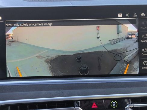 Used 2022 BMW X5 xDrive45e w/ Executive Package image 11