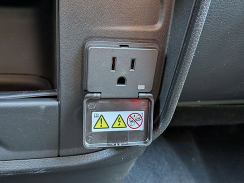 New 2025 RAM 2500 Tradesman w/ Safety Group image 19