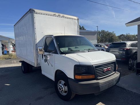 Used 2004 GMC Savana 3500 3500 2dr Commercial/Cutaway/Ch image 3