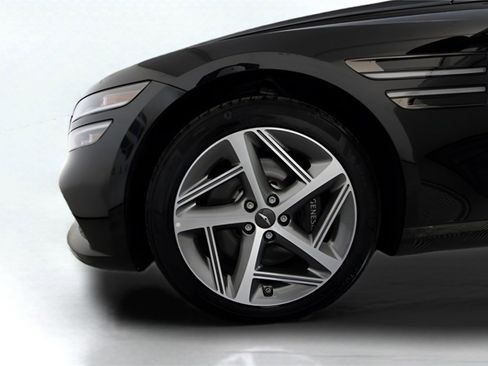 Used 2024 Genesis G80 2.5T w/ Sport Prestige Package image 22