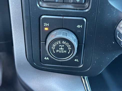 New 2025 Ford F150 Lariat w/ Equipment Group 501A Mid image 27