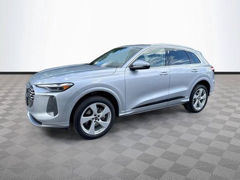 Used 2025 Audi Q5 Premium Plus AWD/4WD image 3