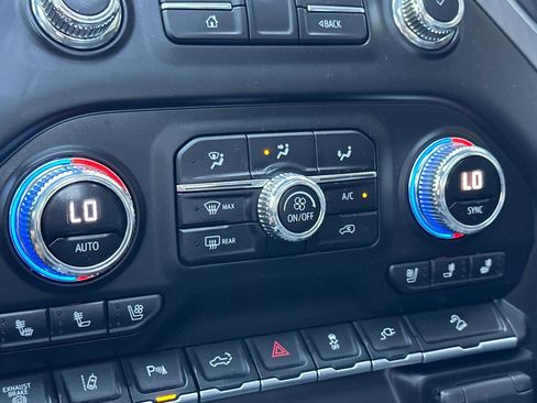 Used 2023 GMC Sierra 2500 Denali w/ Denali Ultimate Package image 20