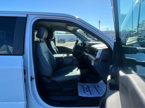 Used 2024 Ford F350 XL w/ XL Chrome Package image 15
