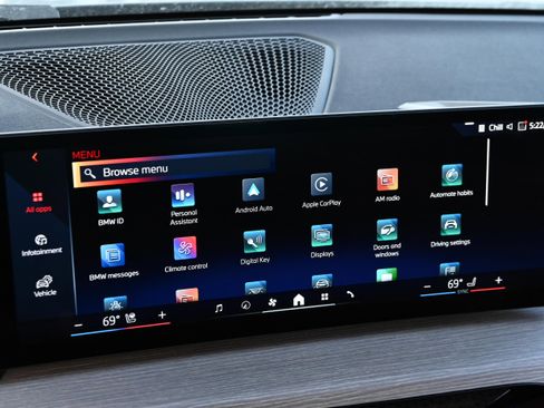 Certified 2025 BMW 330i Sedan image 15