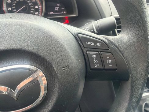 Used 2016 MAZDA MAZDA3 i Sport FWD image 13