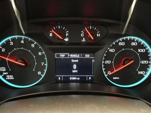 Used 2022 Chevrolet Equinox LS w/ Driver Confidence II Package FWD image 34