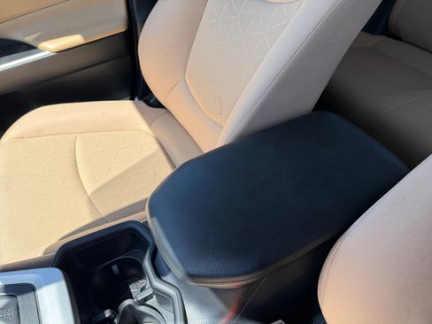 Used 2025 Toyota RAV4 XLE w/ Convenience Package FWD image 14