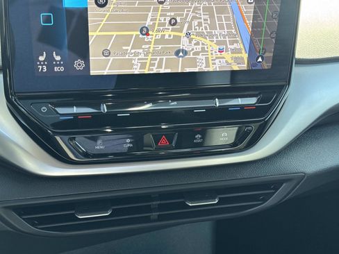 Used 2022 Volkswagen ID.4 Pro image 26