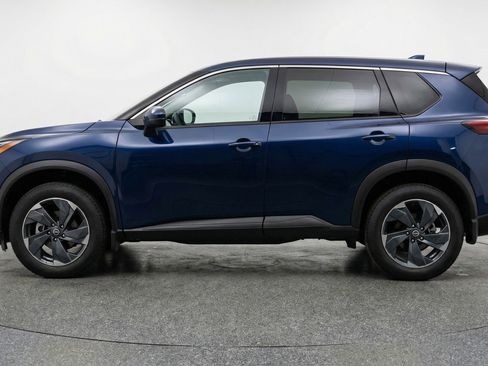 Used 2025 Nissan Rogue SV FWD image 5