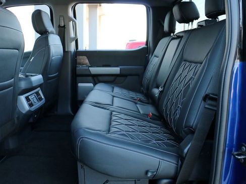 New 2026 Ford F250 Lariat w/ Black Appearance Package AWD/4WD image 28