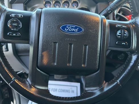 Used 2011 Ford F250 Lariat w/ Lariat Ultimate Pkg image 37