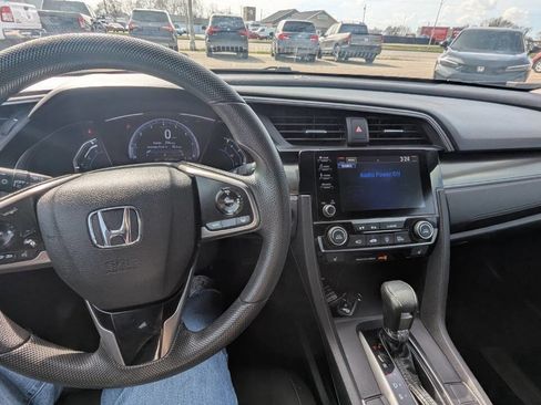 Used 2019 Honda Civic EX image 13