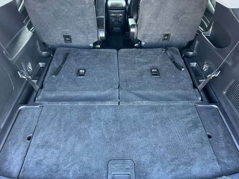 Certified 2022 Ford Explorer XLT w/ Equipment Group 202A image 16