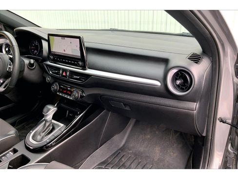 Used 2023 Kia Forte GT-Line w/ GT-Line Premium Package FWD image 15