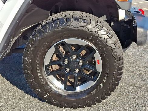 Used 2020 Jeep Wrangler Unlimited Rubicon AWD/4WD image 8
