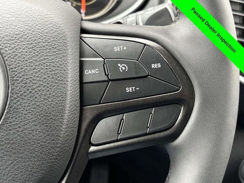 Used 2022 Jeep Cherokee Trailhawk image 14