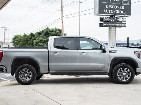 Used 2024 GMC Sierra 1500 AT4 w/ AT4 Premium Package AWD/4WD image 11