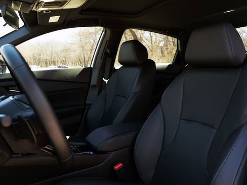 Certified 2025 Honda Accord Sport image 17