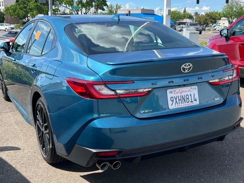 Used 2026 Toyota Camry SE image 6