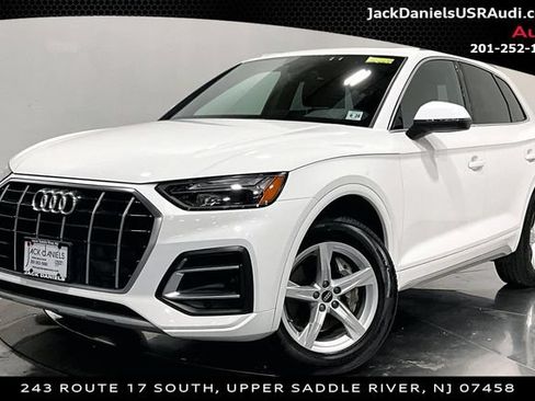 Used 2023 Audi Q5 2.0T Premium w/ Convenience Package AWD/4WD image 1