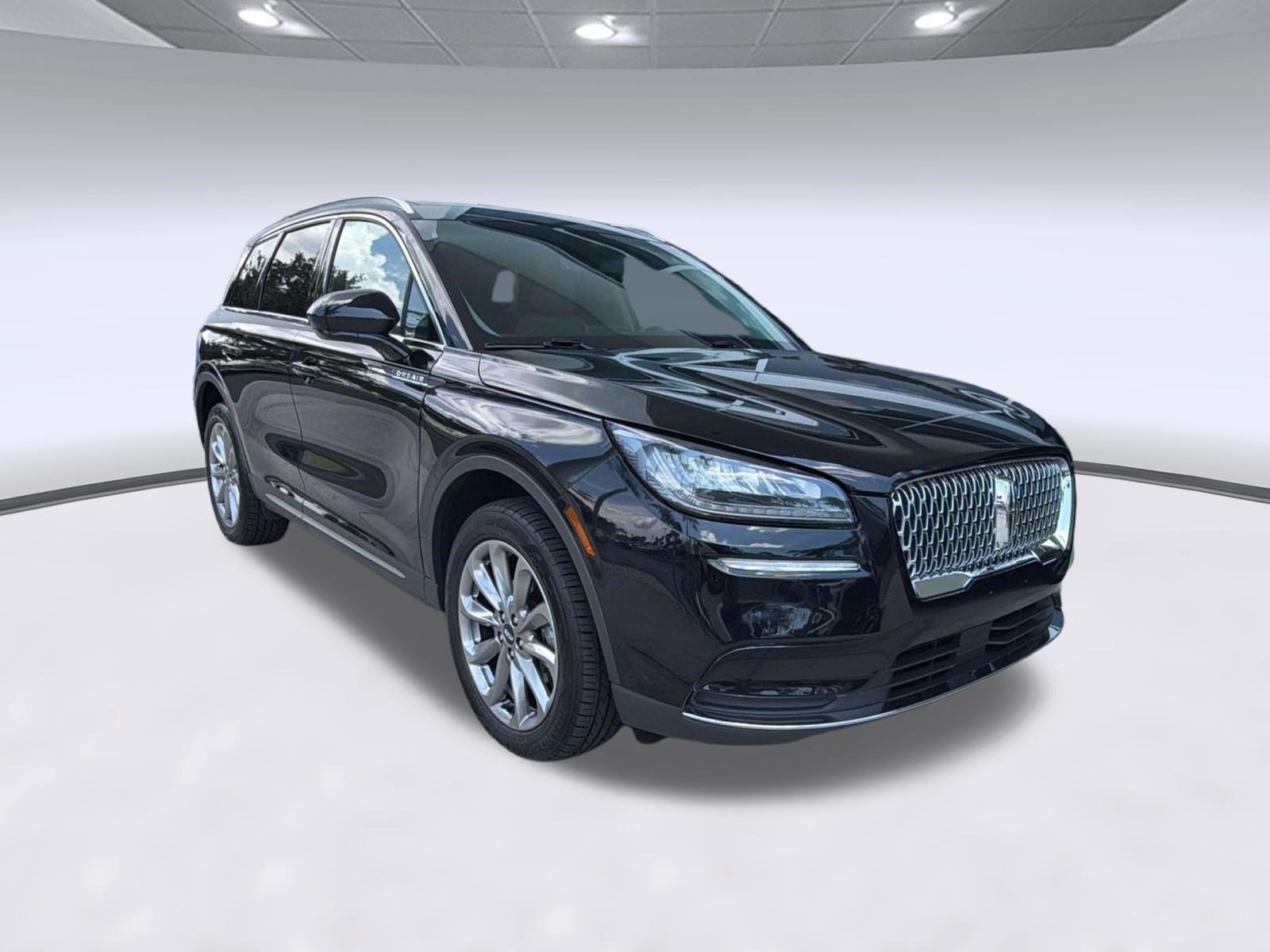 Used 2022 Lincoln Corsair AWD w/ Premium Package image 7