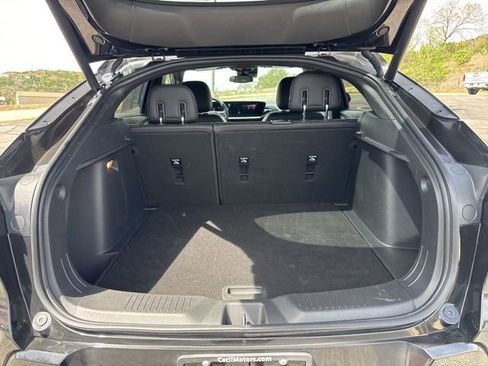 Used 2024 Buick Envista Sport Touring w/ Convenience I Package image 10