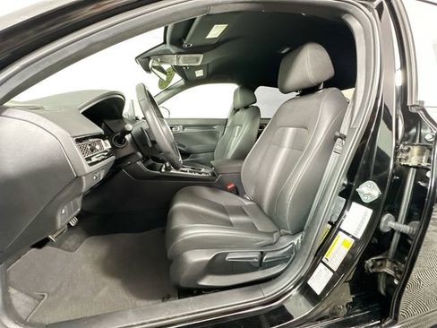 Used 2025 Honda Civic Sport image 17
