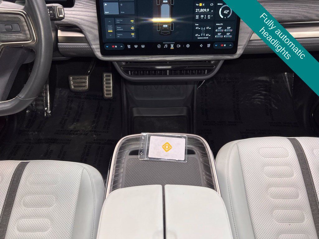 Used 2022 Rivian R1T Adventure AWD/4WD image 8