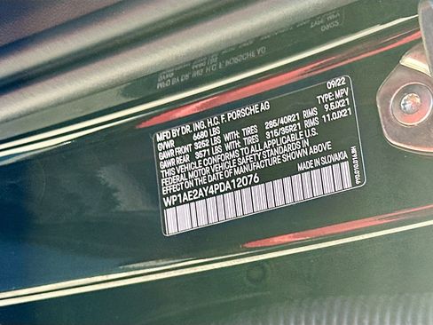 Used 2023 Porsche Cayenne image 39