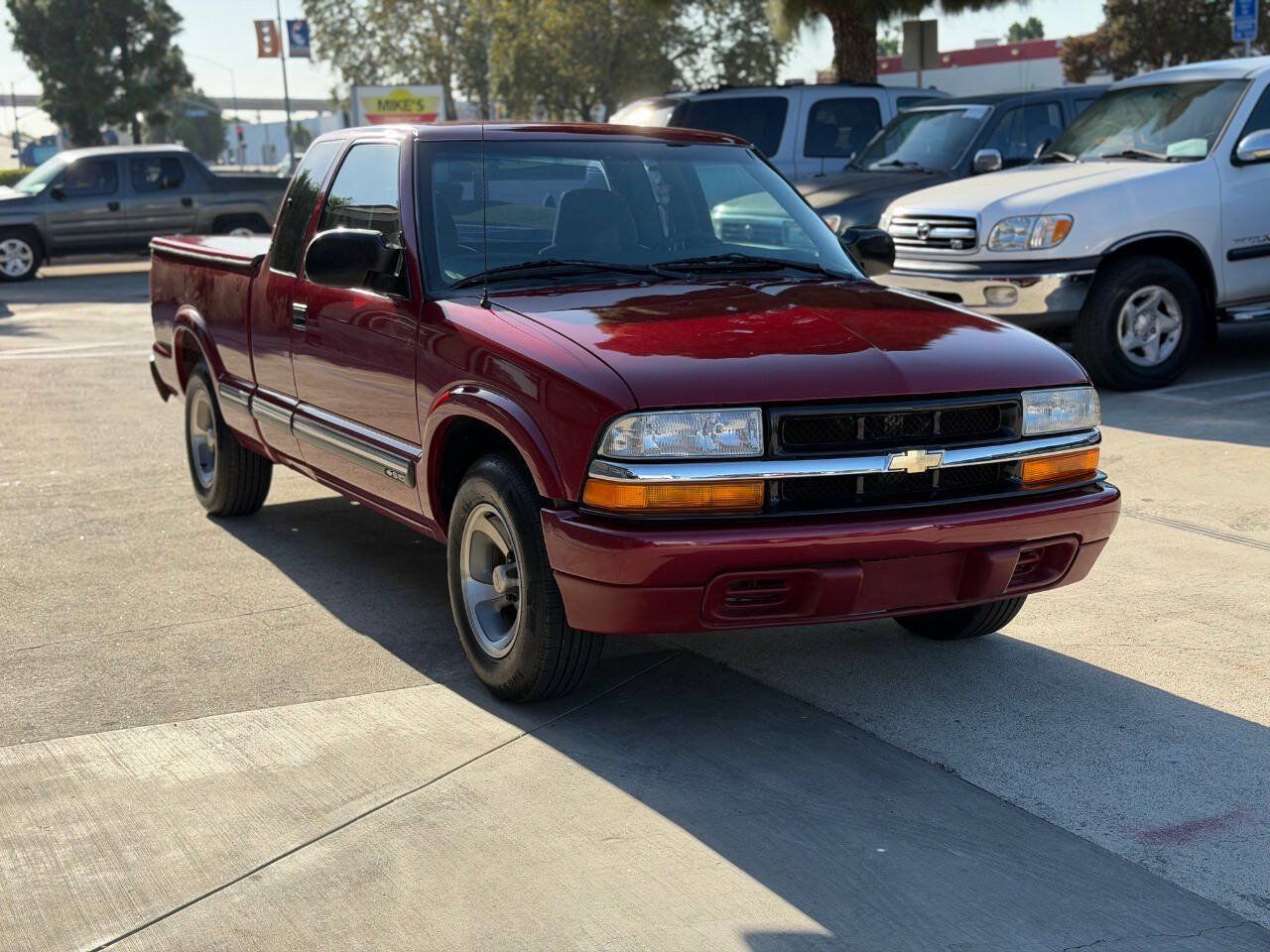 Used 2001 Chevrolet S10 Pickup LS w/ Preferred Equipment Group RWD image 5