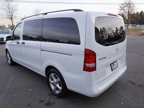 Used 2016 Mercedes-Benz Metris Passenger image 5