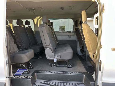 Used 2017 Ford Transit 350 XLT image 13