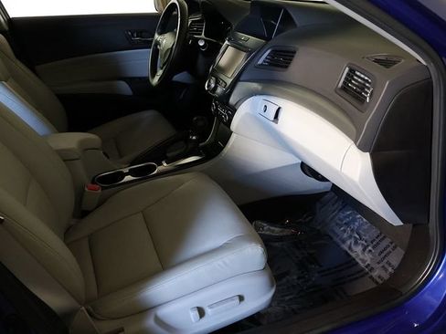 Certified 2017 Acura ILX FWD image 30