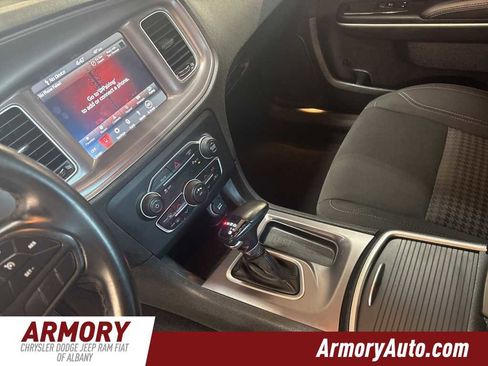 Used 2023 Dodge Charger SXT image 15