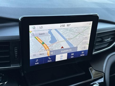 Used 2024 Ford Explorer ST-Line w/ Class IV Trailer Tow Package image 13