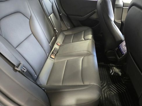 Used 2025 Tesla Model 3 Long Range image 9