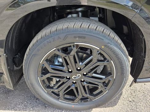 New 2026 INFINITI QX80 4WD w/ Sport Exterior Package image 10