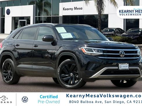Used 2023 Volkswagen Atlas Cross Sport SE FWD image 1