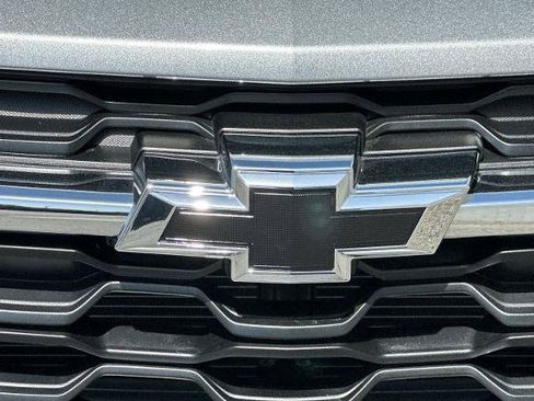 New 2026 Chevrolet Trax LS w/ LS Convenience Package FWD image 37