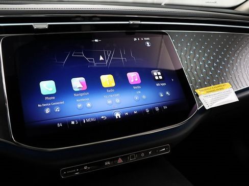 New 2026 Mercedes-Benz E 450 4MATIC Sedan image 17