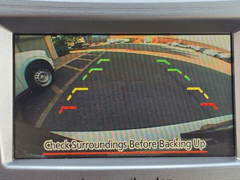 Used 2014 Subaru Outback 2.5i Limited w/ Moonroof Package AWD/4WD image 22