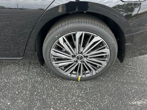 New 2025 Nissan Altima 2.5 SL image 36