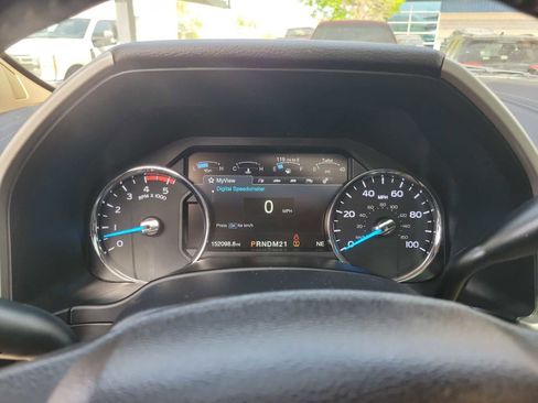 Used 2017 Ford F250 Lariat w/ Lariat Ultimate Package image 22