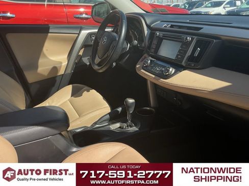Used 2014 Toyota RAV4 Limited AWD/4WD image 16