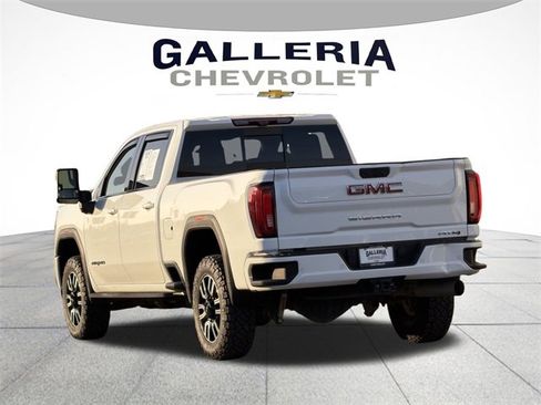Certified 2022 GMC Sierra 2500 AT4 w/ AT4 Premium Plus Package image 5