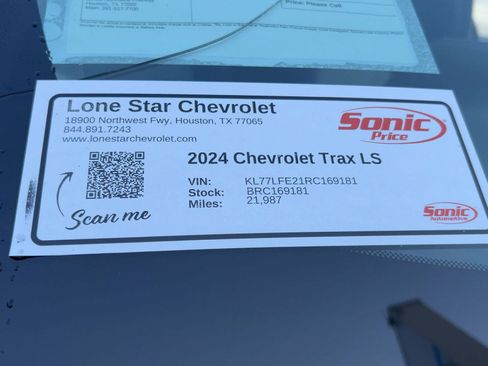 Certified 2024 Chevrolet Trax LS w/ LS Convenience Package image 32
